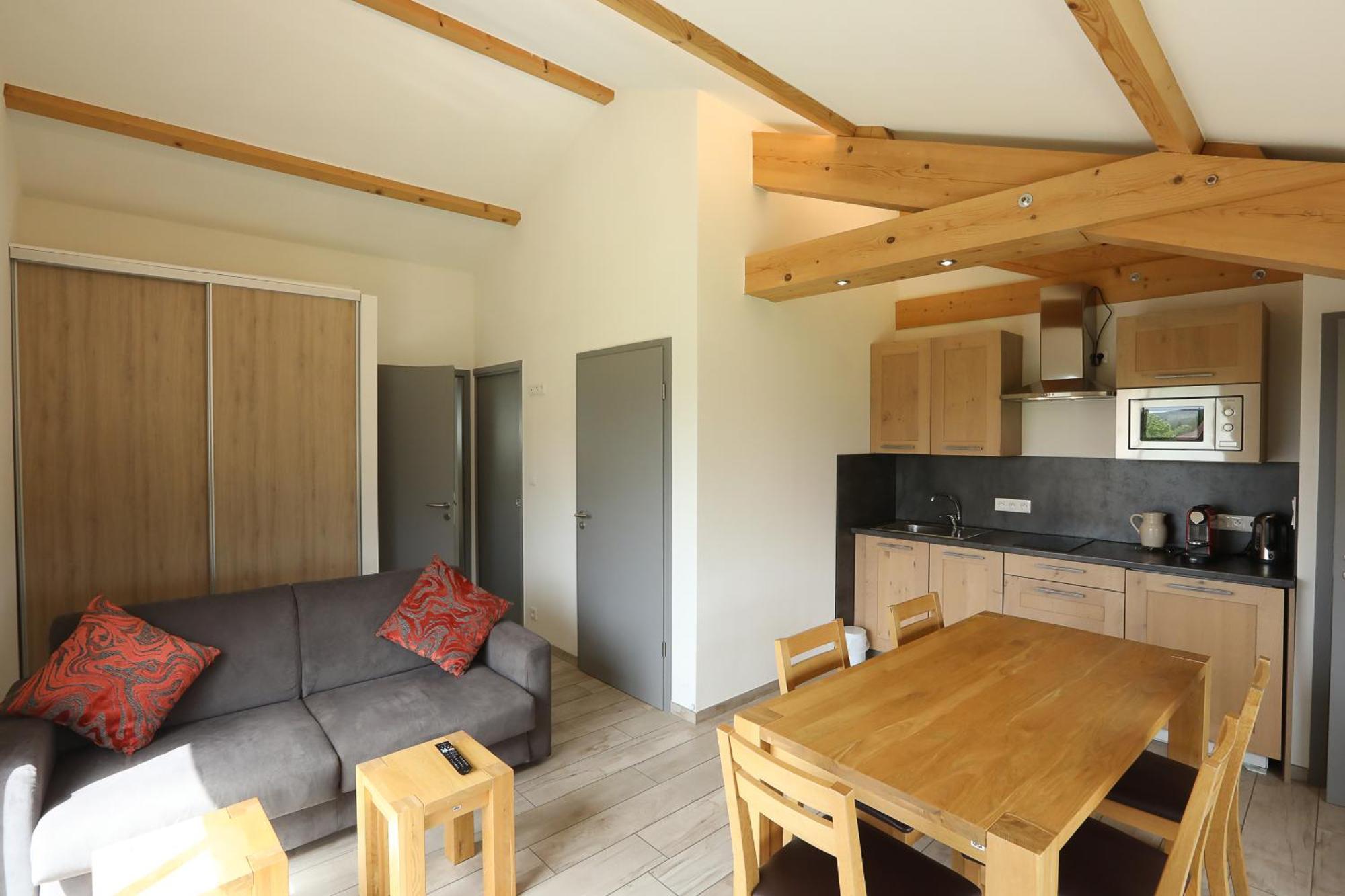 Logis Hotel Spa Restaurant Le Provence Lanarce Exterior foto